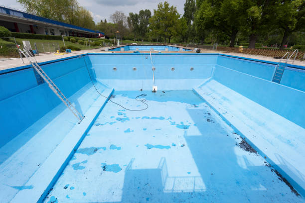 Best 24/7 water damage repair  in Loretto, PA